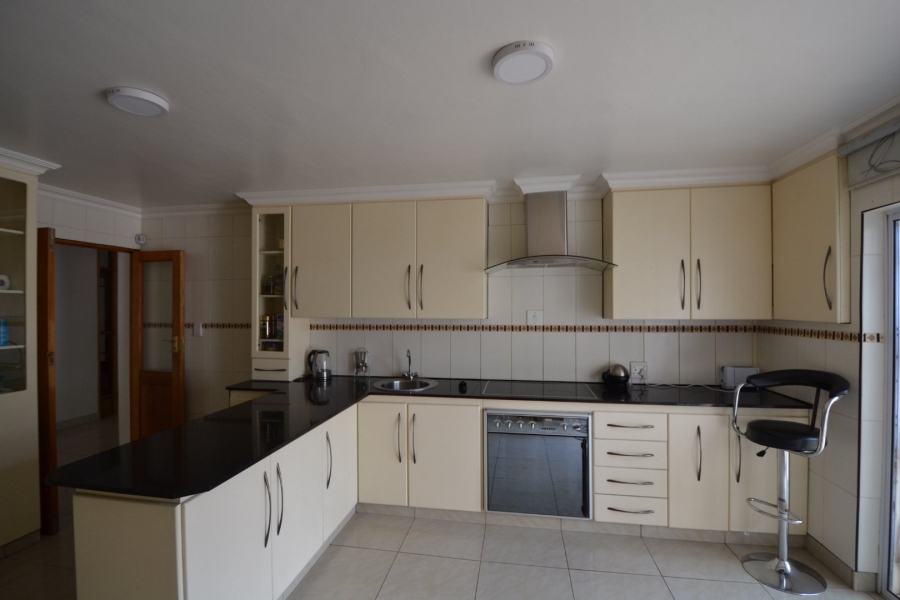 4 Bedroom Property for Sale in Jan Cillierspark Free State